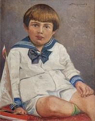 Portret chłopca z biało-czerwoną żaglówką.