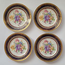 Ćmielów. 4 talerzyki porcelanowe barwy białej, ręcznie malowane.