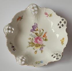 Rosenthal. Paterka porcelanowa na nóżkach, Rosenthal Moliere, Bawaria, lata 1898-1906.