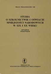 Studia o szkolnictwie i oświacie mniejszości narodowych w XIX i XX wieku.